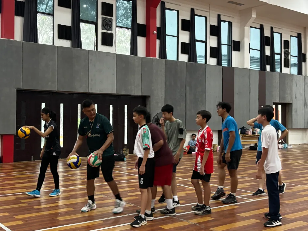 co-curricular activities sis semarang basketball