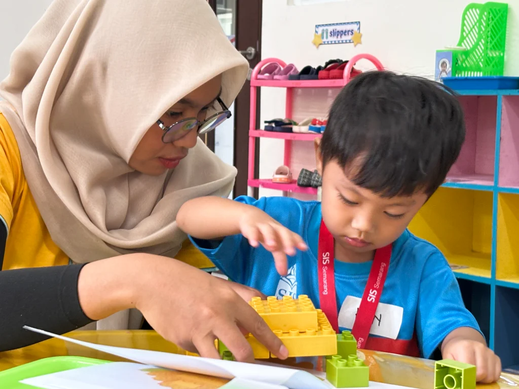 co-curricular activities sis semarang bricks