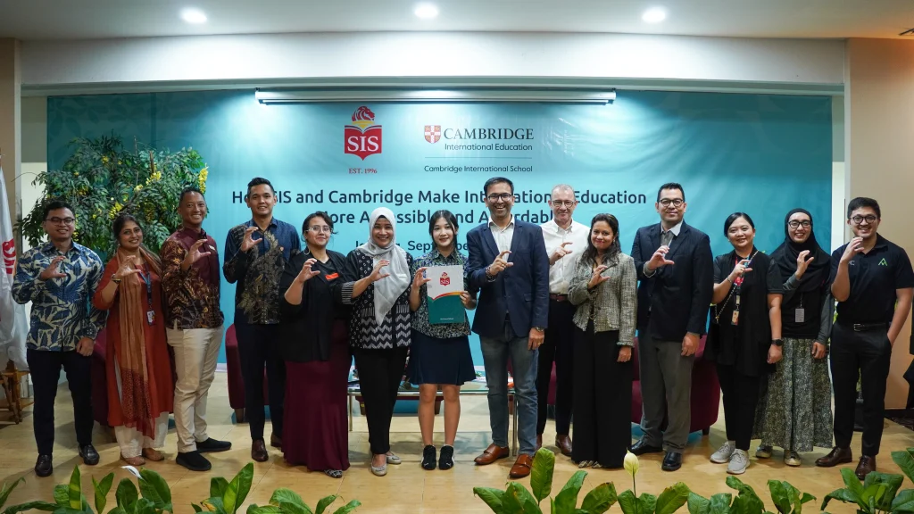SIS cambridge curricula